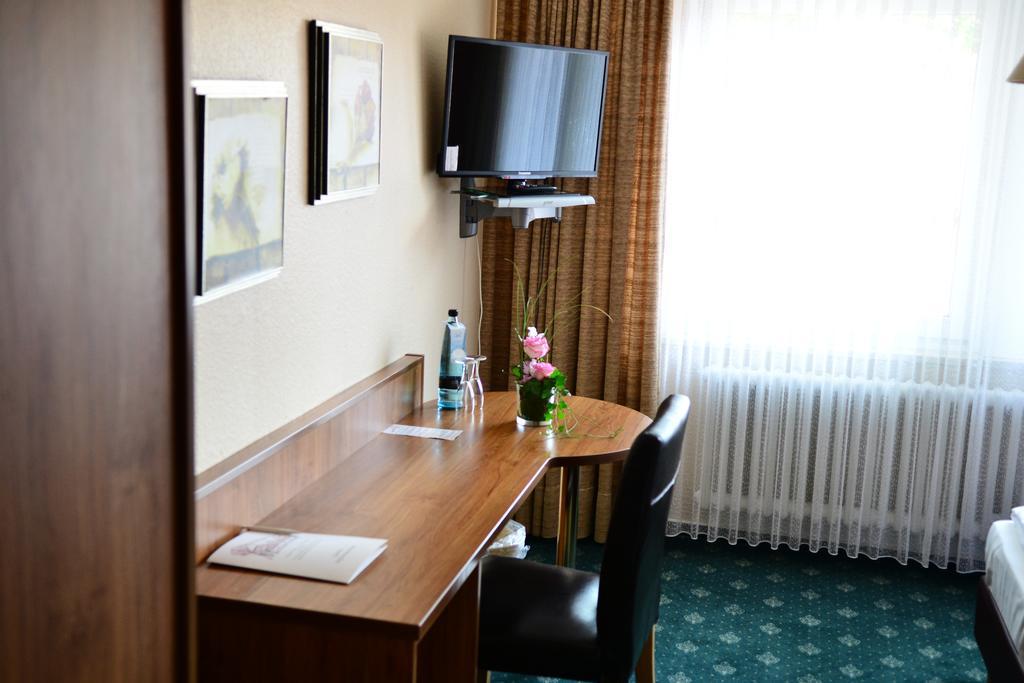Landhotel Michaelishof Μπέργκεν Εξωτερικό φωτογραφία